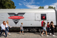 Silný příběh o drogách jako prevence. Revolution Train zastaví na den v Krumlově