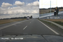 Motorkář u Pohořelic předjel policisty rychlostí 181 km/h, plná čára ho nezajímala